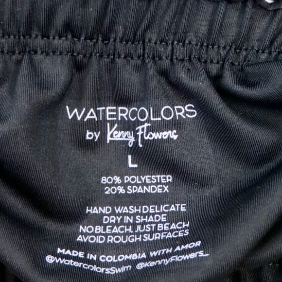 NEW! Kenny Flowers THE Pedregal Bandeau Bikini Top Floral Black SZ S, M - Picture 14 of 14